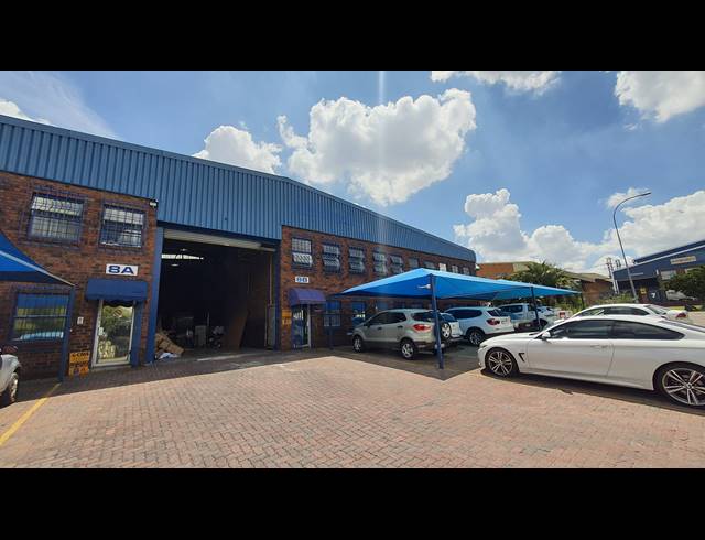 509M² WAREHOUSE TO LET IN SEBENZA